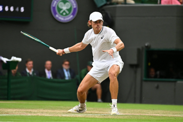 Heartbreak for De Minaur: Injury Forces Wimbledon Withdrawal Against Djokovic Heartbreak_for_De_Minaur__Injury_Forces_Wimbledon_Withdrawal_Against_Djokovic