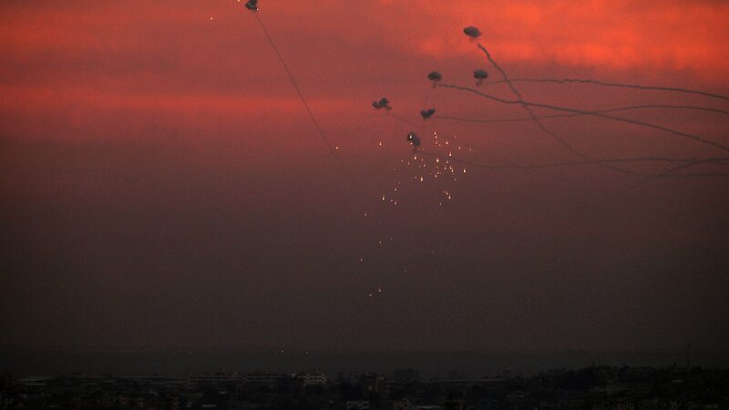 Heartbreak_in_Gaza__Over_100_Killed_in_Jabalia_Refugee_Camp_Attack_poster - News for amigos, by amigos Heartbreak_in_Gaza__Over_100_Killed_in_Jabalia_Refugee_Camp_Attack video poster