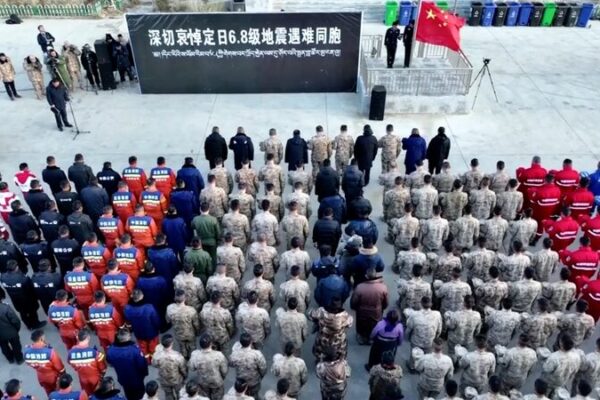 Heartfelt Tributes in Xizang: Hundreds Gather to Mourn Earthquake Victims Heartfelt_Tributes_in_Xizang__Hundreds_Gather_to_Mourn_Earthquake_Victims video poster