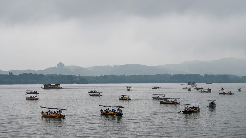 ___Heavy_Rains_Expected__China_s_Southern_Rivers_Brace_for_Floods