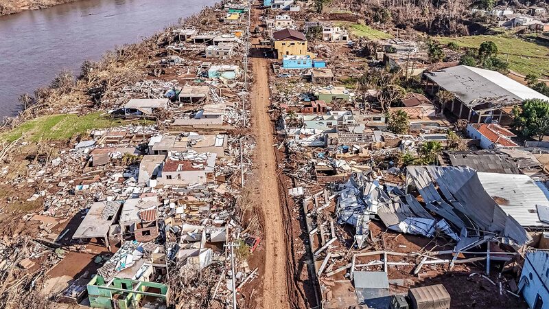Historic_Floods_in_Southern_Brazil_Leave_175_Dead_and_Over_2_Million_Affected__ - News for amigos, by amigos Historic_Floods_in_Southern_Brazil_Leave_175_Dead_and_Over_2_Million_Affected__