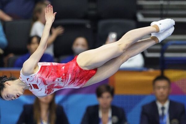 Hu Yicheng Upsets Zhu Xueying in Thrilling Trampoline World Cup Final Hu_Yicheng_Upsets_Zhu_Xueying_in_Thrilling_Trampoline_World_Cup_Final