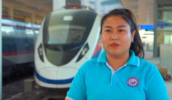 Human_Rights_in_China__A_Laotian_Girl_s_Railway_Dream_poster - News for amigos, by amigos Human_Rights_in_China__A_Laotian_Girl_s_Railway_Dream video poster