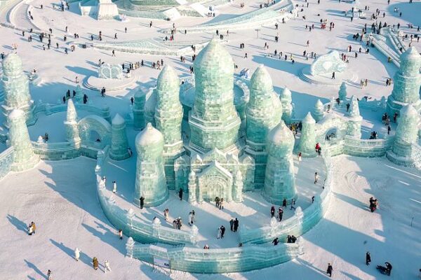 Ice City Sparkles: Harbin’s 2024 Ice and Snow Festival Kicks Off Ice_City_Sparkles__Harbin_s_2024_Ice_and_Snow_Festival_Kicks_Off video poster