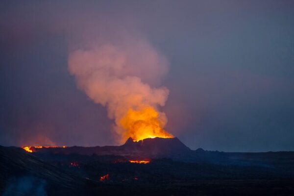 🔥 Iceland’s Reykjanes Peninsula Erupts Again Near Grindavik! __Iceland_s_Reykjanes_Peninsula_Erupts_Again_Near_Grindavik_ video poster