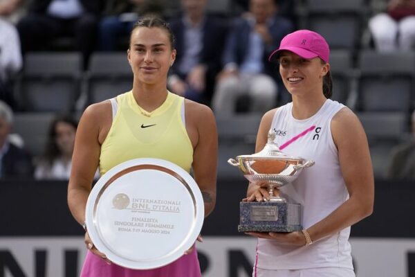 Iga Swiatek Dominates Sabalenka to Claim Third Italian Open Title 🎾🏆 Iga_Swiatek_Dominates_Sabalenka_to_Claim_Third_Italian_Open_Title___