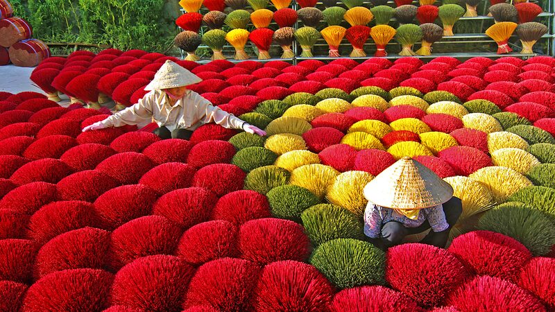Incense_Bundles_Ignite_Vietnam_s_Quang_Phu_Cau_Village_with_Color