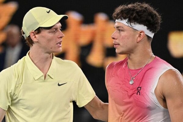 Jannik Sinner Sets Up Epic Australian Open Final with Zverev After Shelton Win 🎾🔥 Jannik_Sinner_Sets_Up_Epic_Australian_Open_Final_with_Zverev_After_Shelton_Win___