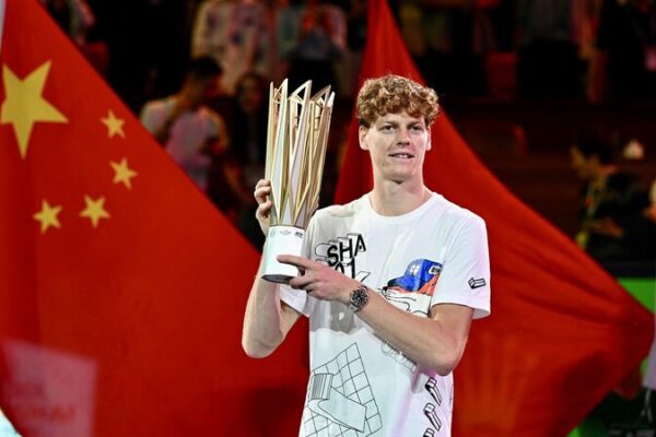 Jannik Sinner Stuns Djokovic to Win Shanghai Masters 🏆 Jannik_Sinner_Stuns_Djokovic_to_Win_Shanghai_Masters__