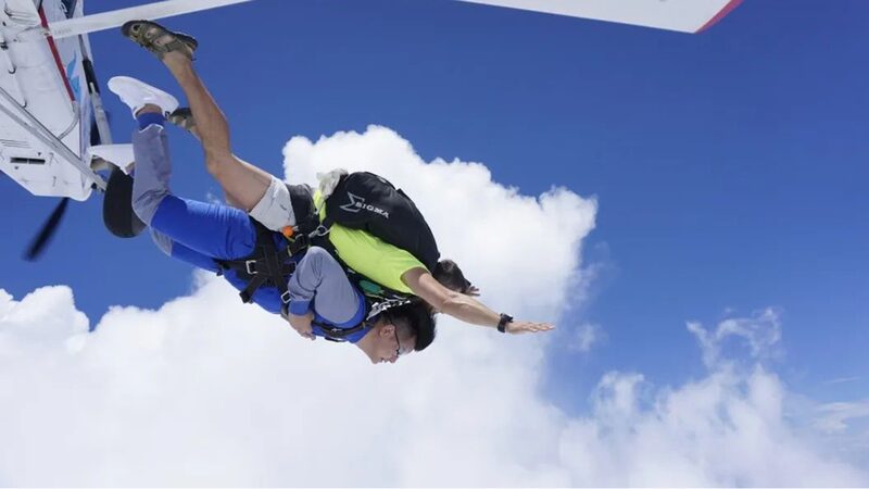 Jiande_Aviation_Town__Soar_into_Adventure_Above_Thousand_Island_Lake