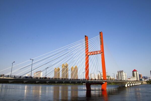 Jilin’s Linjiangmen Bridge: Where History Meets Modernity Over the Songhua River 🌉 Jilin_s_Linjiangmen_Bridge__Where_History_Meets_Modernity_Over_the_Songhua_River__ video poster