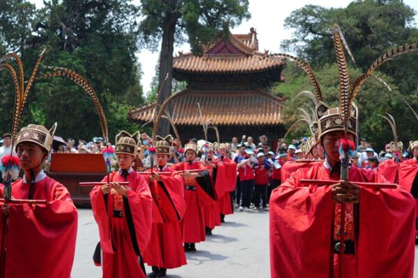 Join the Global Celebration: Confucius Festival Lights Up Qufu! 🎉 Join_the_Global_Celebration__Confucius_Festival_Lights_Up_Qufu___