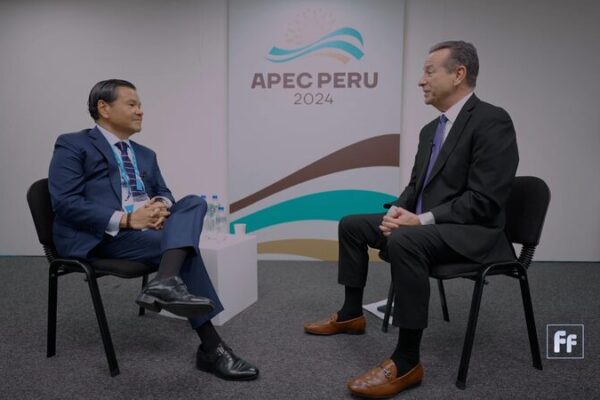 Jose Tam Talks Chancay Megaport and APEC’s Boost to Peru-China Ties Jose_Tam_Talks_Chancay_Megaport_and_APEC_s_Boost_to_Peru_China_Ties video poster
