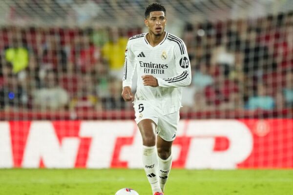 Jude Bellingham Sidelined for a Month: Real Madrid Star Injured 😢 Jude_Bellingham_Sidelined_for_a_Month__Real_Madrid_Star_Injured__