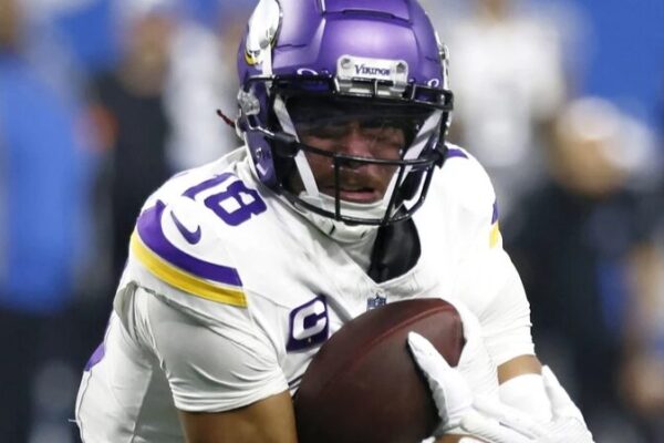 Justin Jefferson Becomes NFL’s Highest-Paid Non-QB with $140M Deal 💰 Justin_Jefferson_Becomes_NFL_s_Highest_Paid_Non_QB_with__140M_Deal__