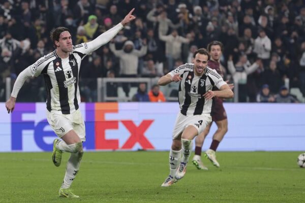 Juventus Shakes Up Champions League, Downs Man City 2-0 ⚽🔥 Juventus_Shakes_Up_Champions_League__Downs_Man_City_2_0___