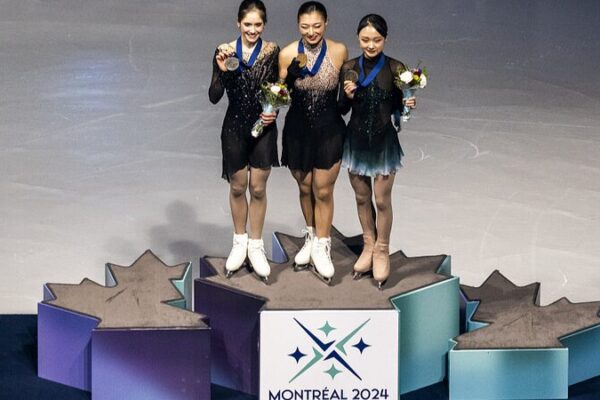 Kaori Sakamoto Makes Figure Skating History with Three-Peat World Championship! 🥇⛸️ Kaori_Sakamoto_Makes_Figure_Skating_History_with_Three_Peat_World_Championship_____