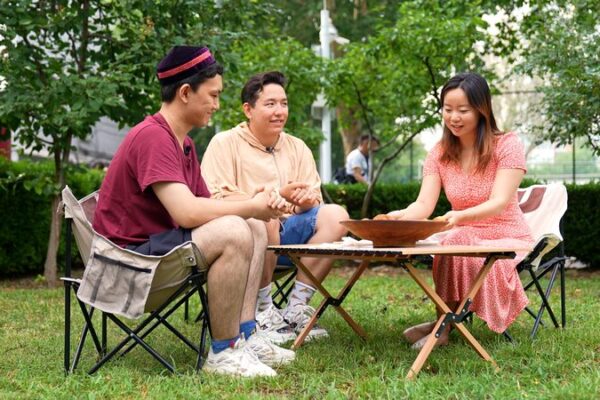 Kazakh Students Bridge Cultures in Beijing with Home-Cooked Meals Kazakh_Students_Bridge_Cultures_in_Beijing_with_Home_Cooked_Meals video poster