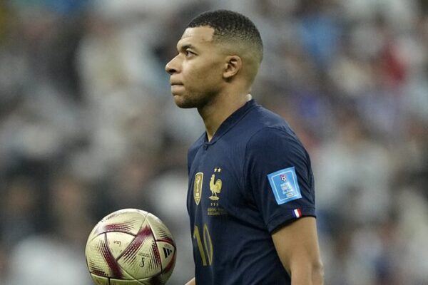 Kylian Mbappé Announces PSG Exit: A New Chapter Awaits! 🚀 Kylian_Mbappe__Announces_PSG_Exit__A_New_Chapter_Awaits___