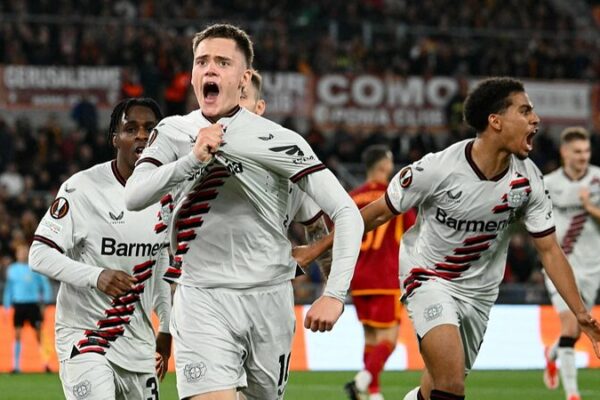 Leverkusen’s Unstoppable Streak Hits 47 Games with 2-0 Triumph Over Roma 🚀 Leverkusen_s_Unstoppable_Streak_Hits_47_Games_with_2_0_Triumph_Over_Roma__
