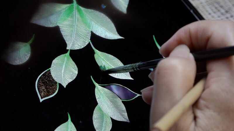 Li_Ziqi_s_Lacquer_Master_Reveals_the_Magic_of_Ancient_Craft video poster