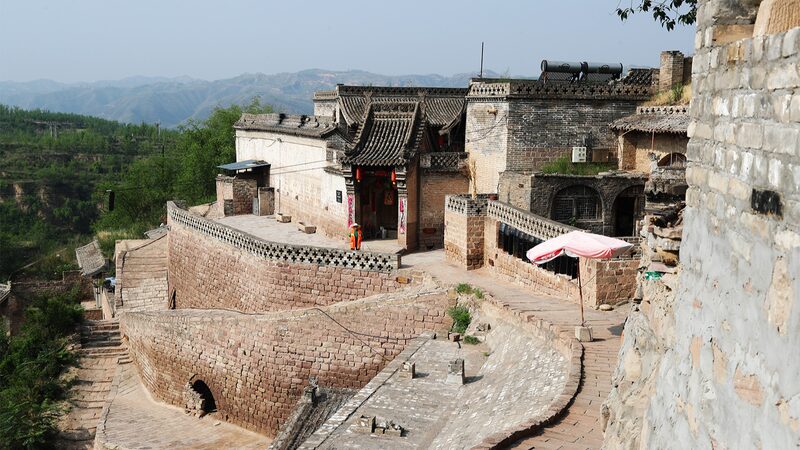 Lijiashan_Village__Unveiling_China_s_Hidden_Mountain_Paradise___ - News for amigos, by amigos Lijiashan_Village__Unveiling_China_s_Hidden_Mountain_Paradise___