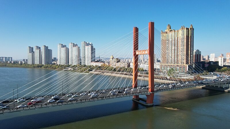 Linjiangmen_Bridge__The_Stunning_Link_Between_Jilin_City_s_Past_and_Future_poster - News for amigos, by amigos Linjiangmen_Bridge__The_Stunning_Link_Between_Jilin_City_s_Past_and_Future video poster