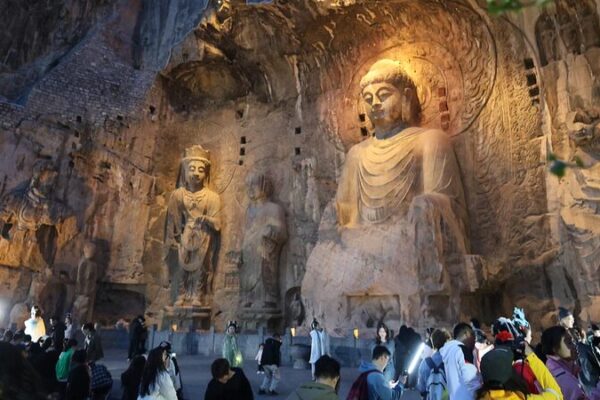 Longmen Grottoes Lights Up Nights: New Tours Illuminate Ancient Wonders 🌙✨ Longmen_Grottoes_Lights_Up_Nights__New_Tours_Illuminate_Ancient_Wonders___