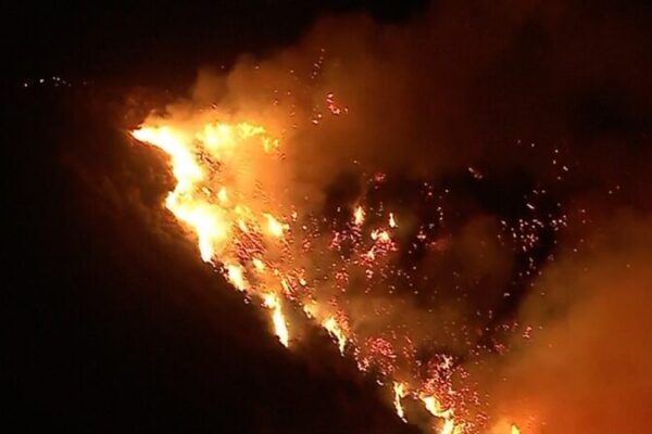 Los Angeles Fires Ravage Over 10,000 Structures 😱🔥 Los_Angeles_Fires_Ravage_Over_10_000_Structures___ video poster
