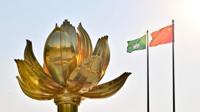 __Macao_s_Chief_Executive_Urges_Media_to_Share__One_Country__Two_Systems__Success_Story__