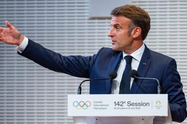 Macron and Bach Call for Global Olympic Truce Ahead of Paris 2024 ✌️ Macron_and_Bach_Call_for_Global_Olympic_Truce_Ahead_of_Paris_2024___