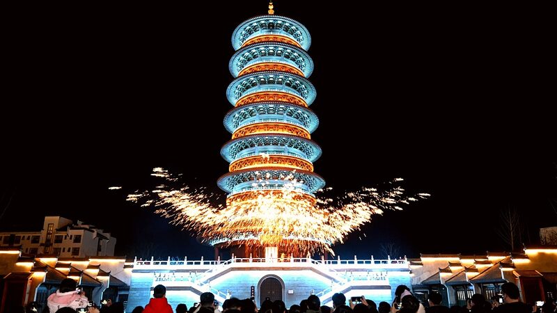 Magical_Nights_at_Wunvzhou_Resort__Jiangxi_s_Dazzling_Destination - News for amigos, by amigos Magical_Nights_at_Wunvzhou_Resort__Jiangxi_s_Dazzling_Destination