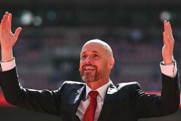 Manchester United Keeps Ten Hag at the Wheel Until 2026 🚀 Manchester_United_Keeps_Ten_Hag_at_the_Wheel_Until_2026__