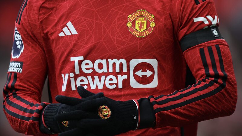 Manchester_United_Posts_Huge_Losses_Despite_Record_Revenues___ - News for amigos, by amigos Manchester_United_Posts_Huge_Losses_Despite_Record_Revenues___