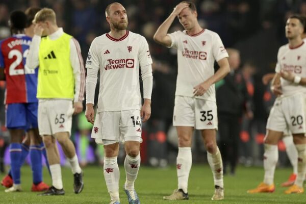 Manchester United’s Epic Collapse: A Nightmare at Selhurst Park Manchester_United_s_Epic_Collapse__A_Nightmare_at_Selhurst_Park
