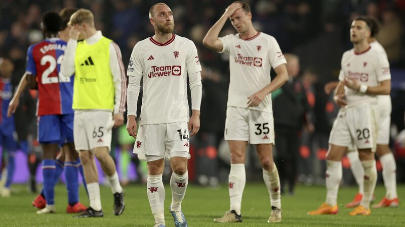 Manchester_United_s_Epic_Collapse__A_Nightmare_at_Selhurst_Park - News for amigos, by amigos Manchester_United_s_Epic_Collapse__A_Nightmare_at_Selhurst_Park
