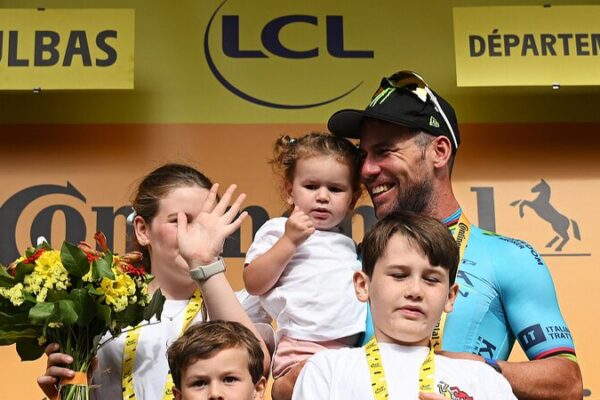 Mark Cavendish Makes History with Record 35th Tour de France Stage Win Mark_Cavendish_Makes_History_with_Record_35th_Tour_de_France_Stage_Win