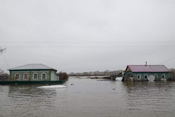 Massive Floods in Kazakhstan Force Nearly 100,000 to Evacuate 🌊 Massive_Floods_in_Kazakhstan_Force_Nearly_100_000_to_Evacuate__