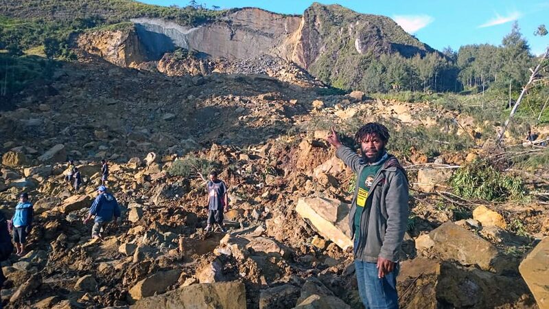 Massive_Landslide_in_Papua_New_Guinea_Affects_Thousands__ - News for amigos, by amigos Massive_Landslide_in_Papua_New_Guinea_Affects_Thousands__