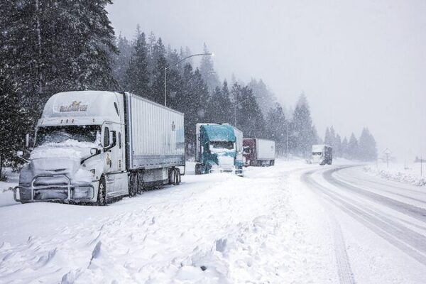 Massive Storm Hits NorCal 🌧️🌩️: Floods, Landslides, and Blackouts Massive_Storm_Hits_NorCal_______Floods__Landslides__and_Blackouts