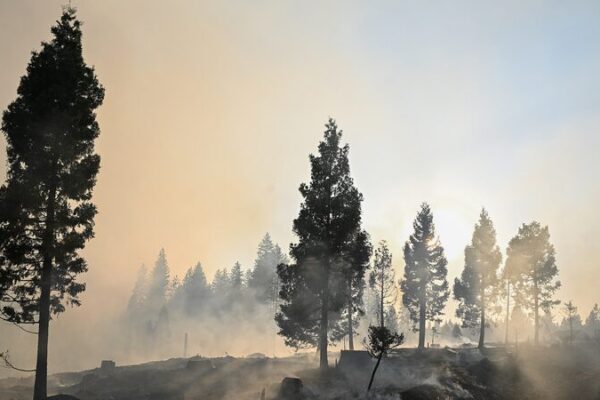 Massive Wildfires Blaze Across Western U.S. as Heat and Storms Approach 🔥 Massive_Wildfires_Blaze_Across_Western_U_S__as_Heat_and_Storms_Approach__