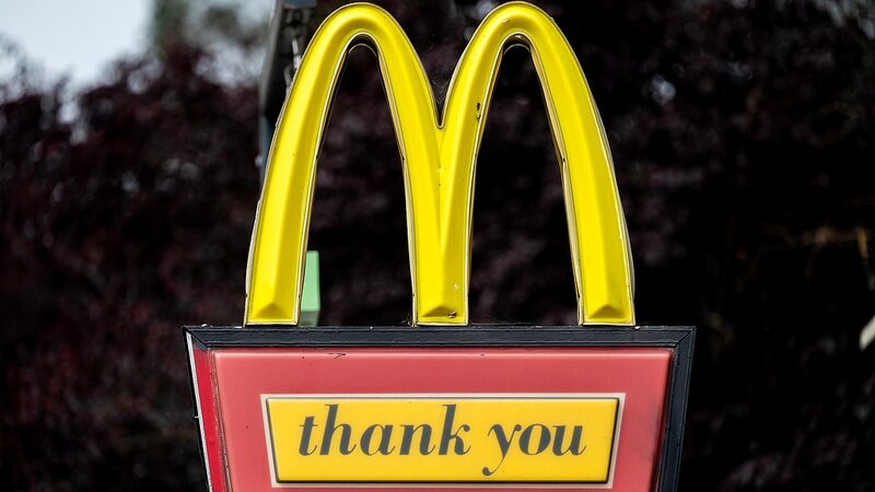 McDonald_s_Clears_Beef_Patties_in_E__Coli_Outbreak____ - News for amigos, by amigos McDonald_s_Clears_Beef_Patties_in_E__Coli_Outbreak____