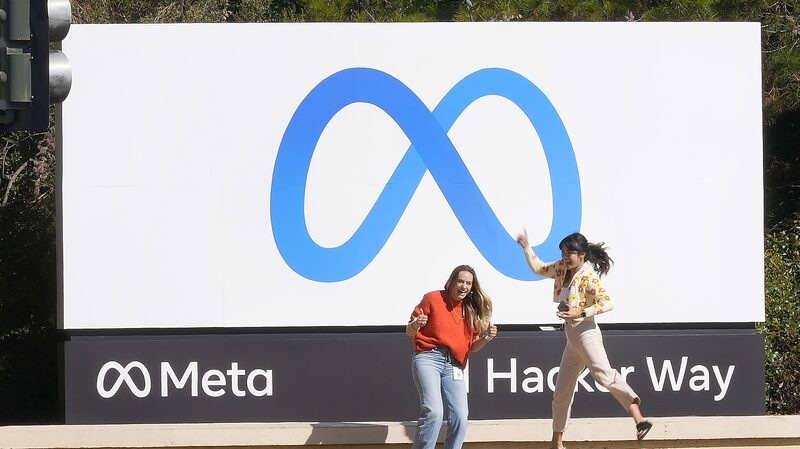 Meta_Unveils_Llama_3__Taking_on_AI_Titans_with_Open_Innovation - News for amigos, by amigos Meta_Unveils_Llama_3__Taking_on_AI_Titans_with_Open_Innovation