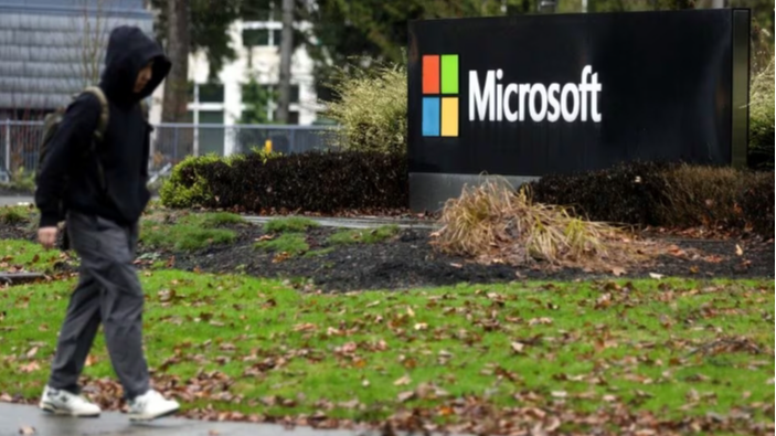 Microsoft_s_AI_Magic_Boosts_Sales_Beyond_Expectations__ - News for amigos, by amigos Microsoft_s_AI_Magic_Boosts_Sales_Beyond_Expectations__