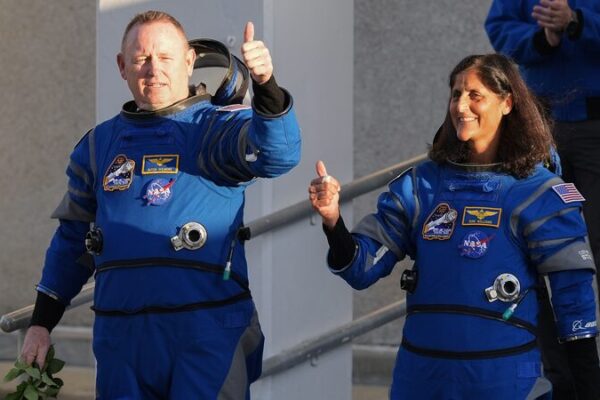 NASA Astronauts Set to Return on SpaceX Capsule After Boeing Starliner Glitches 🚀 NASA_Astronauts_Set_to_Return_on_SpaceX_Capsule_After_Boeing_Starliner_Glitches__