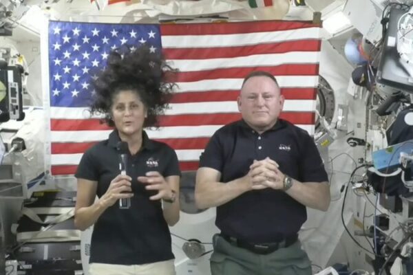 NASA Astronauts Stuck in Space: Boeing Capsule’s Tech Troubles Cause Delay 🚀 NASA_Astronauts_Stuck_in_Space__Boeing_Capsule_s_Tech_Troubles_Cause_Delay__