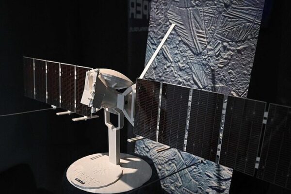 NASA’s Europa Clipper Launch Delayed Due to Hurricane Milton 🌩️ NASA_s_Europa_Clipper_Launch_Delayed_Due_to_Hurricane_Milton___