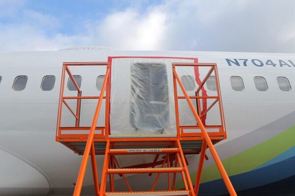 NTSB Investigates Boeing 737 MAX 9: Missing Bolts and Safety Concerns 🛩️🔍 NTSB_Investigates_Boeing_737_MAX_9__Missing_Bolts_and_Safety_Concerns____