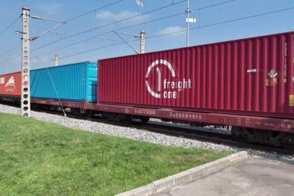 New Container Ship Service Supercharges China-Europe Freight Trains 🚄🚢 New_Container_Ship_Service_Supercharges_China_Europe_Freight_Trains___