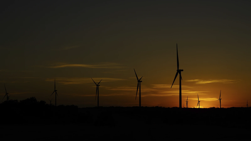 NextEra_CEO_Warns_Biden_s_Tariffs_on_Chinese_Clean_Tech_May_Hinder_Green_Transition - News for amigos, by amigos NextEra_CEO_Warns_Biden_s_Tariffs_on_Chinese_Clean_Tech_May_Hinder_Green_Transition